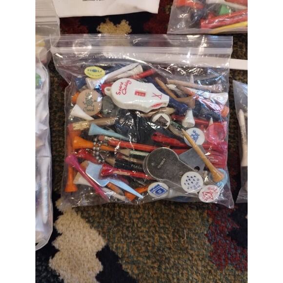 Vintage Golf Accessories Lot T's Spikes Divot Pencils Advertising Collectables - Picture 10 of 13